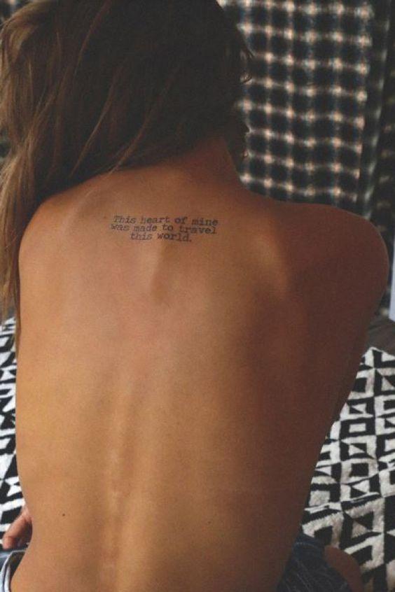 frases para tatuagem feminina nas costas 7