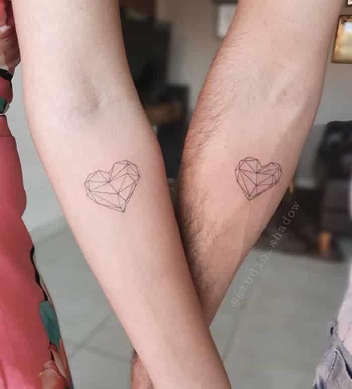 tatuagem coração casal
