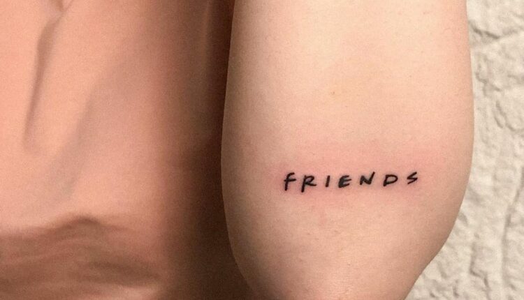 tatuagem friends série 6