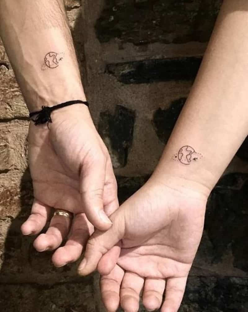 tatuagem para casal de viajante