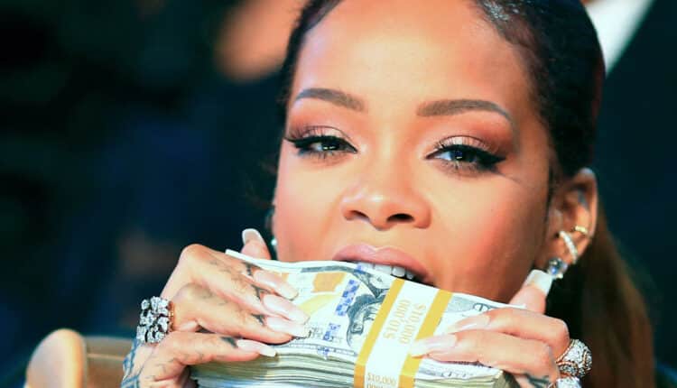 Rihanna está entre as mulheres mais ricas dos EUA segundo a Forbes