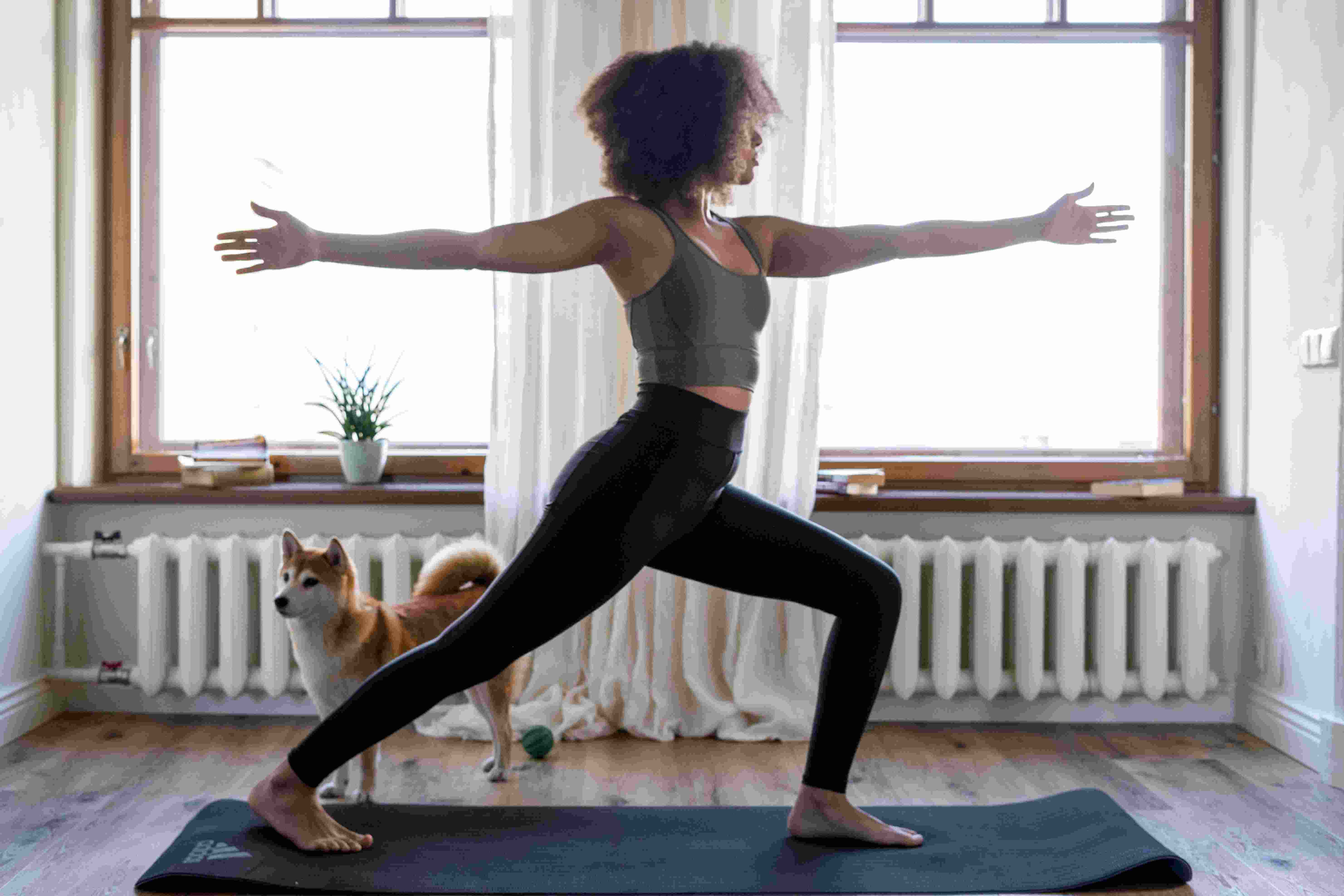 Fortaleça mente e corpo com a power yoga
