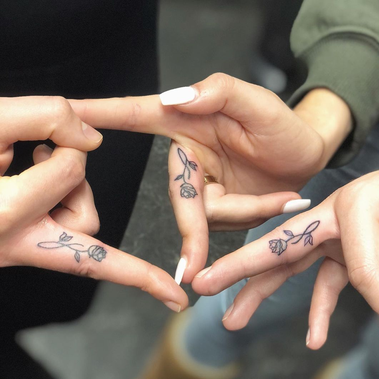 tatuagem de amigas para três