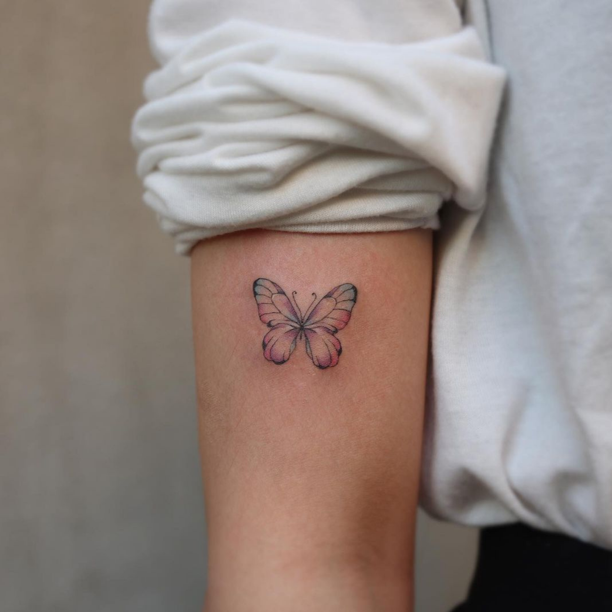 tatuagem de borboleta pequena 