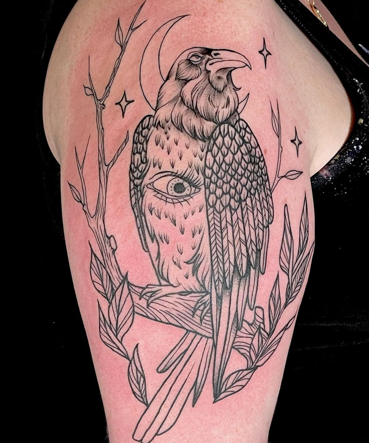 tatuagem de corvo grande