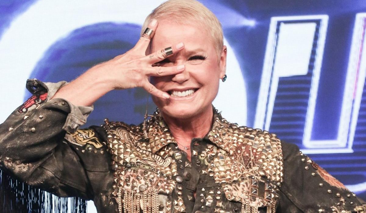 Xuxa apresenta programa na Record