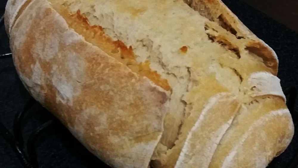 Pão caseiro com fermentação natural
