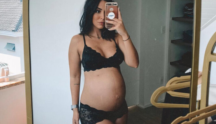 foto de grávida tumblr no espelho
