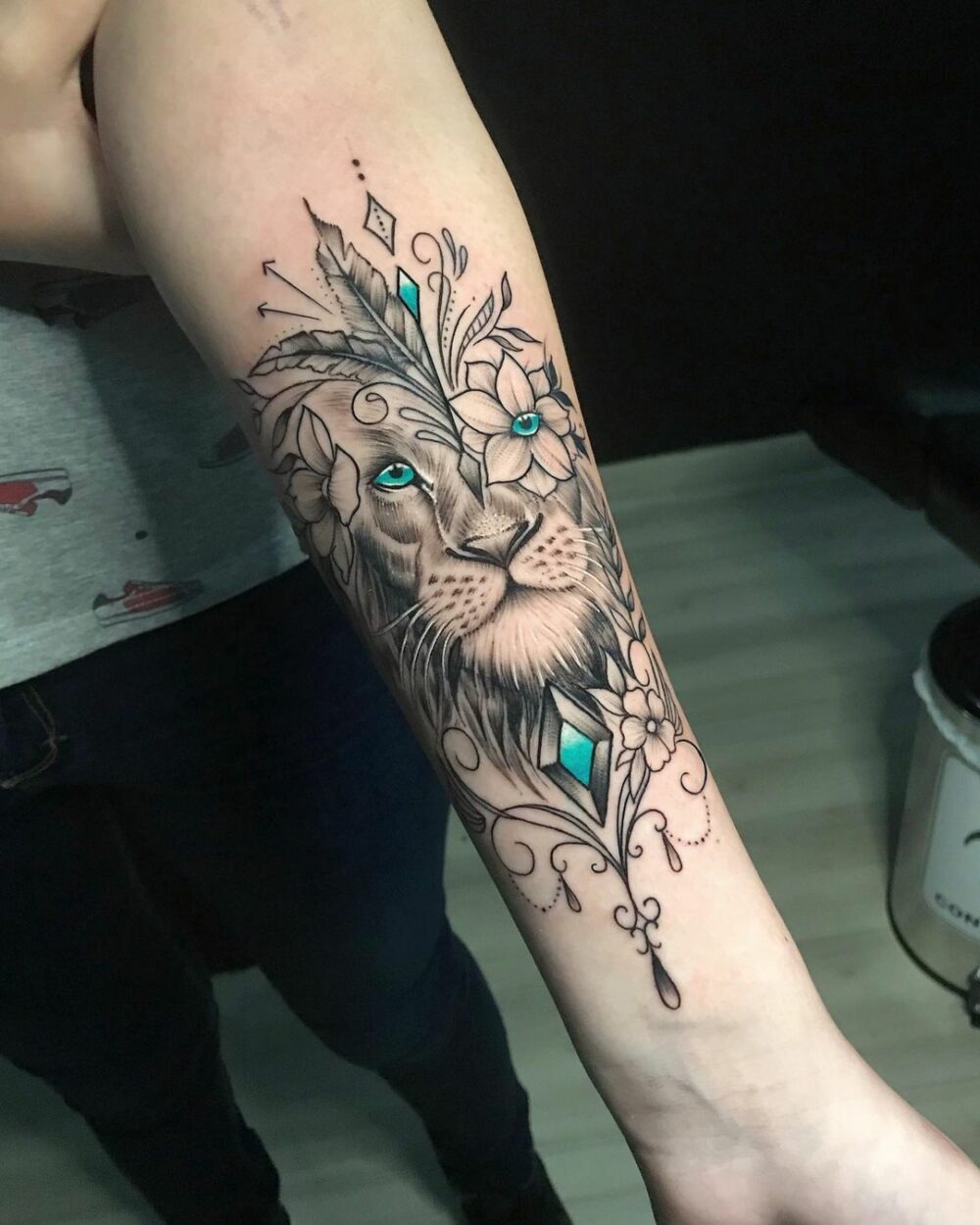 tatuagem do signo de leão 18