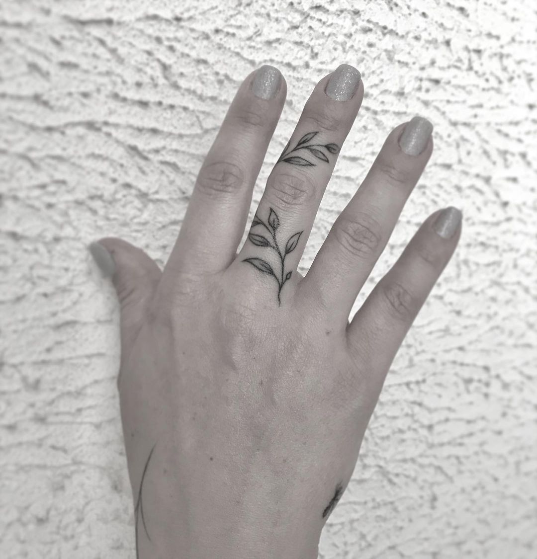 tatuagem no dedo 24