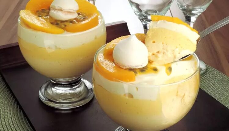 Mousse de pêssego, manga e maracujá