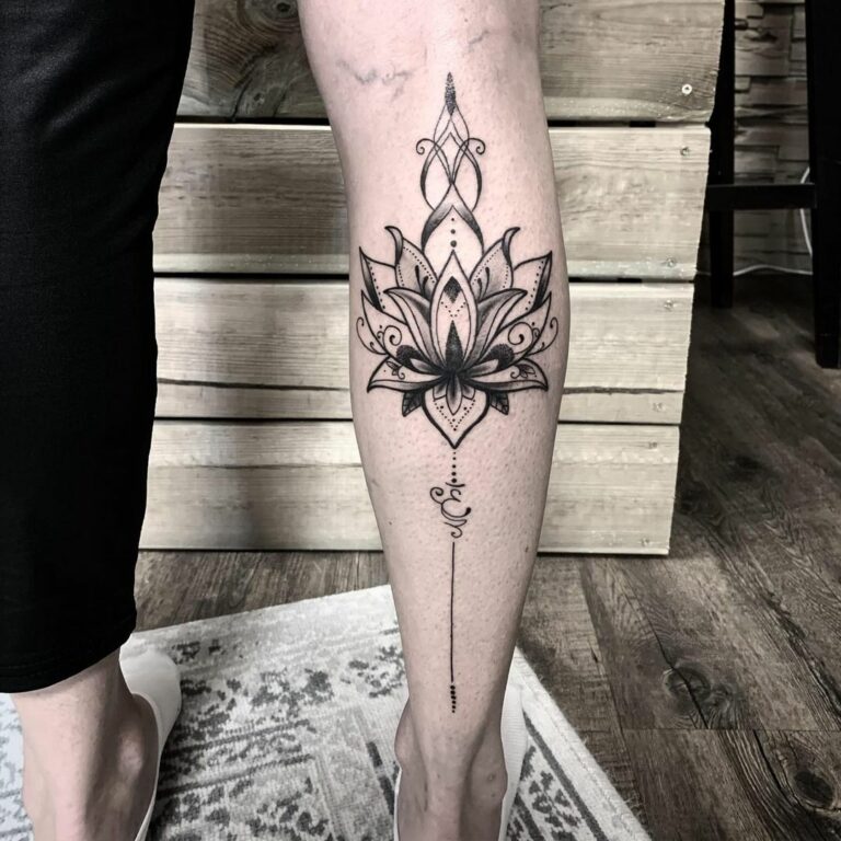 Tatuagem flor de lótus saiba o significado e veja 40