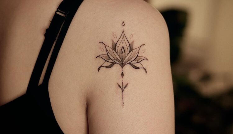 Tatuagem flor de lótus