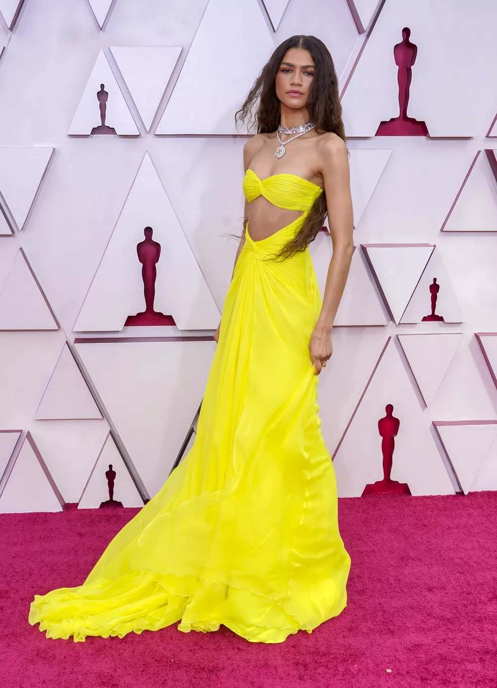 Zendaya Looks do Oscar 2021