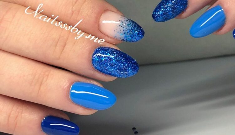 unhas decoradas azul 23