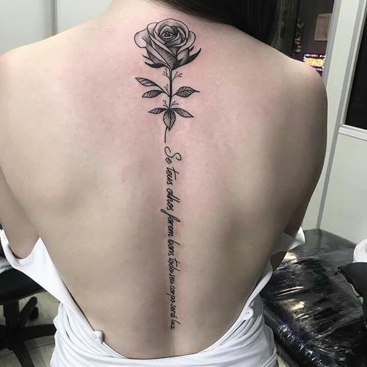tatuagem feminina nas costas 40