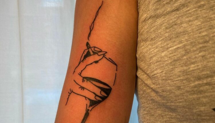 tatuagem para quem ama vinho 24