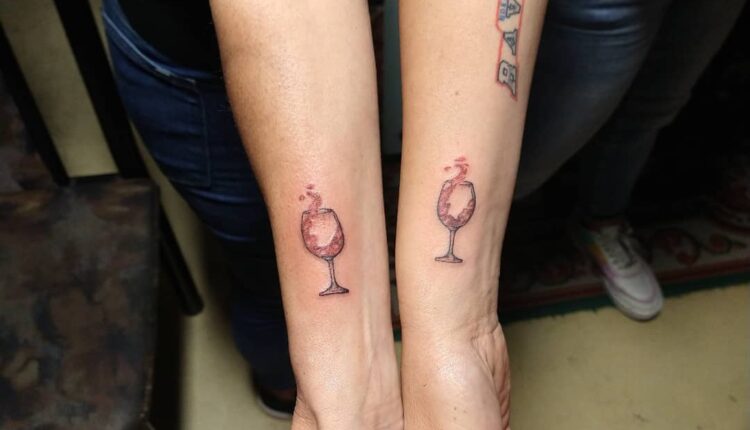 tatuagem para quem ama vinho 32
