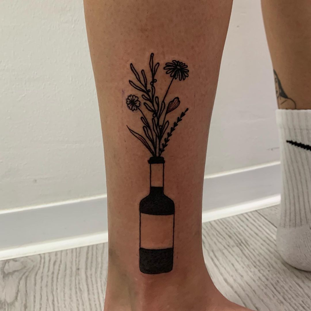 tatuagem para quem ama vinho 36