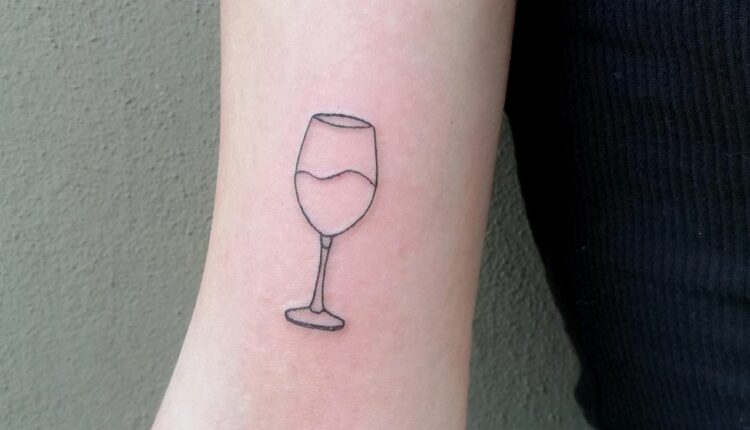 tatuagem para quem ama vinho 5