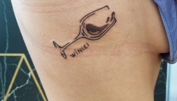 tatuagem para quem ama vinho 7