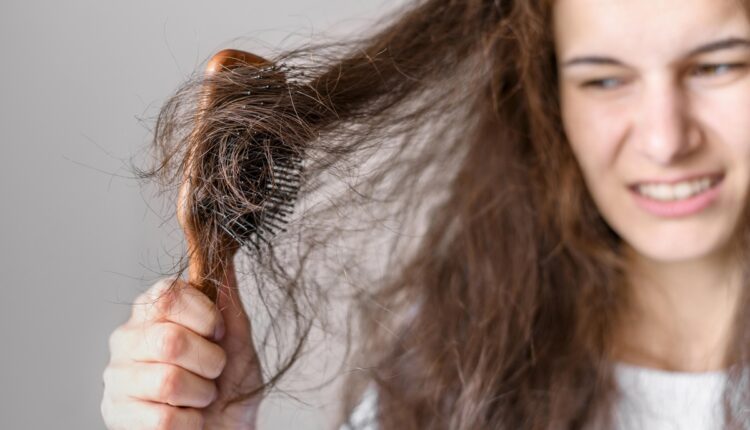O que fazer quando o cabelo está muito ressecado