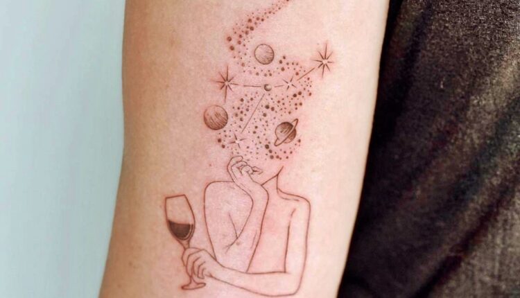 tatuagem de universo