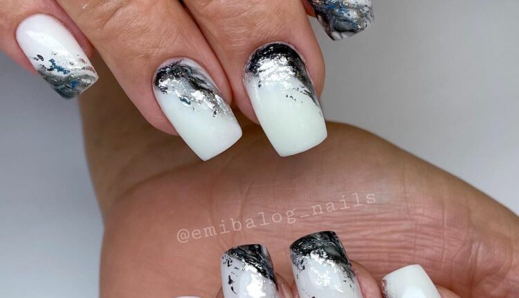 unhas decoradas pretas 22