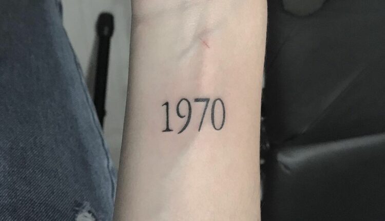 tatuagem de data 14