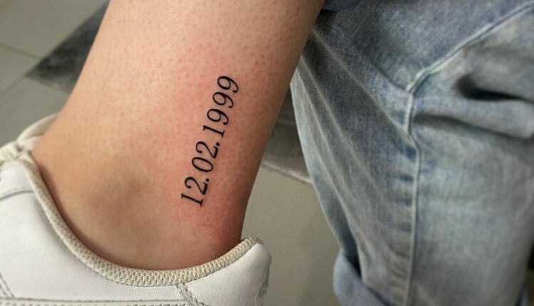 tatuagem de data 18