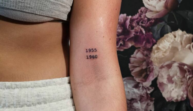 tatuagem de data 28