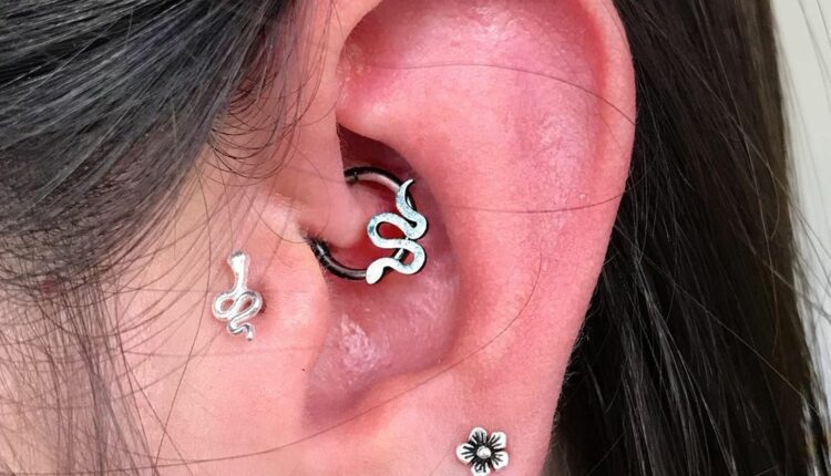 Daith piercing 10