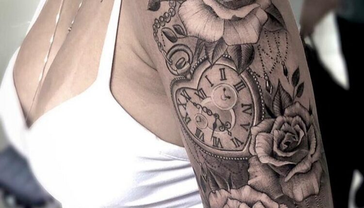 Tatuagem feminina grande 6