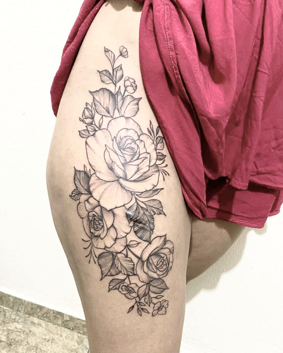tatuagem feminina na coxa 8