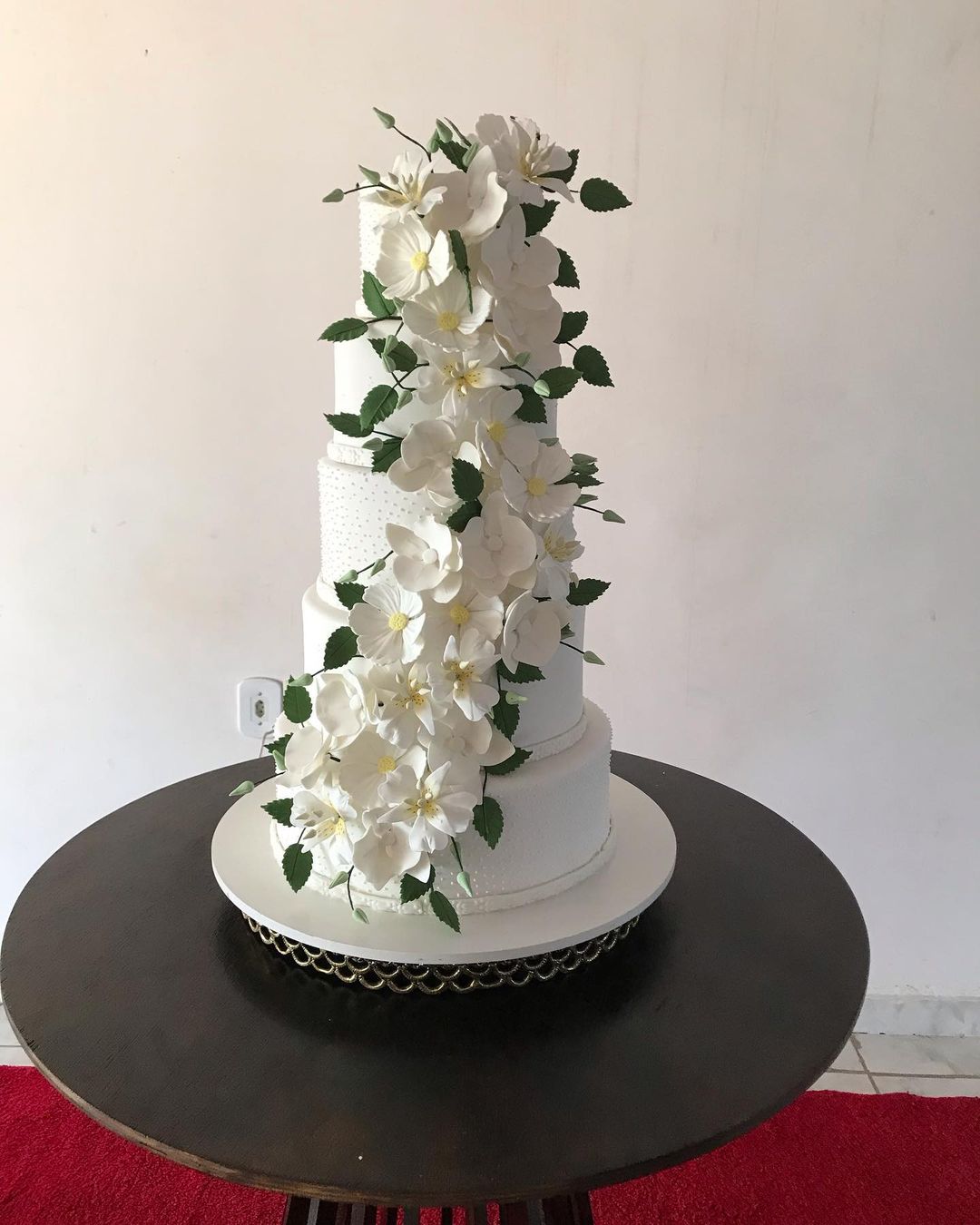 bolo de casamento com flores 16